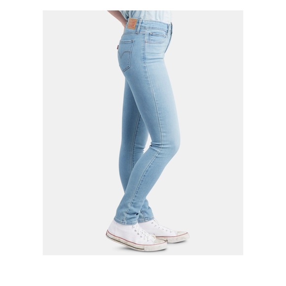 Levi’s Woman’s 711 Skinny- Mid Rise Jeans - Picture 3 of 3